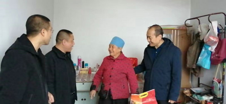 上门.jpg